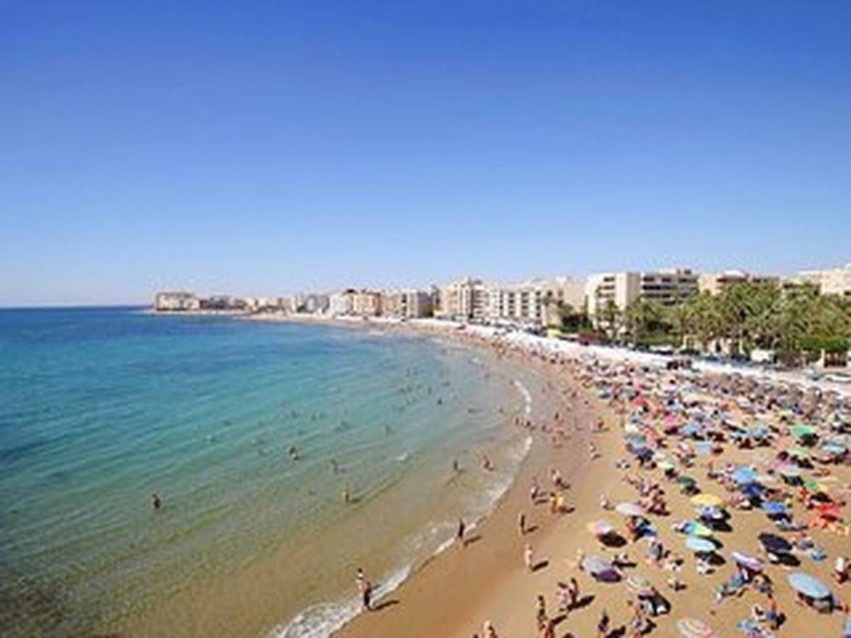 23m² Studio-Apartment, 1 eigene Torrevieja Exterior foto